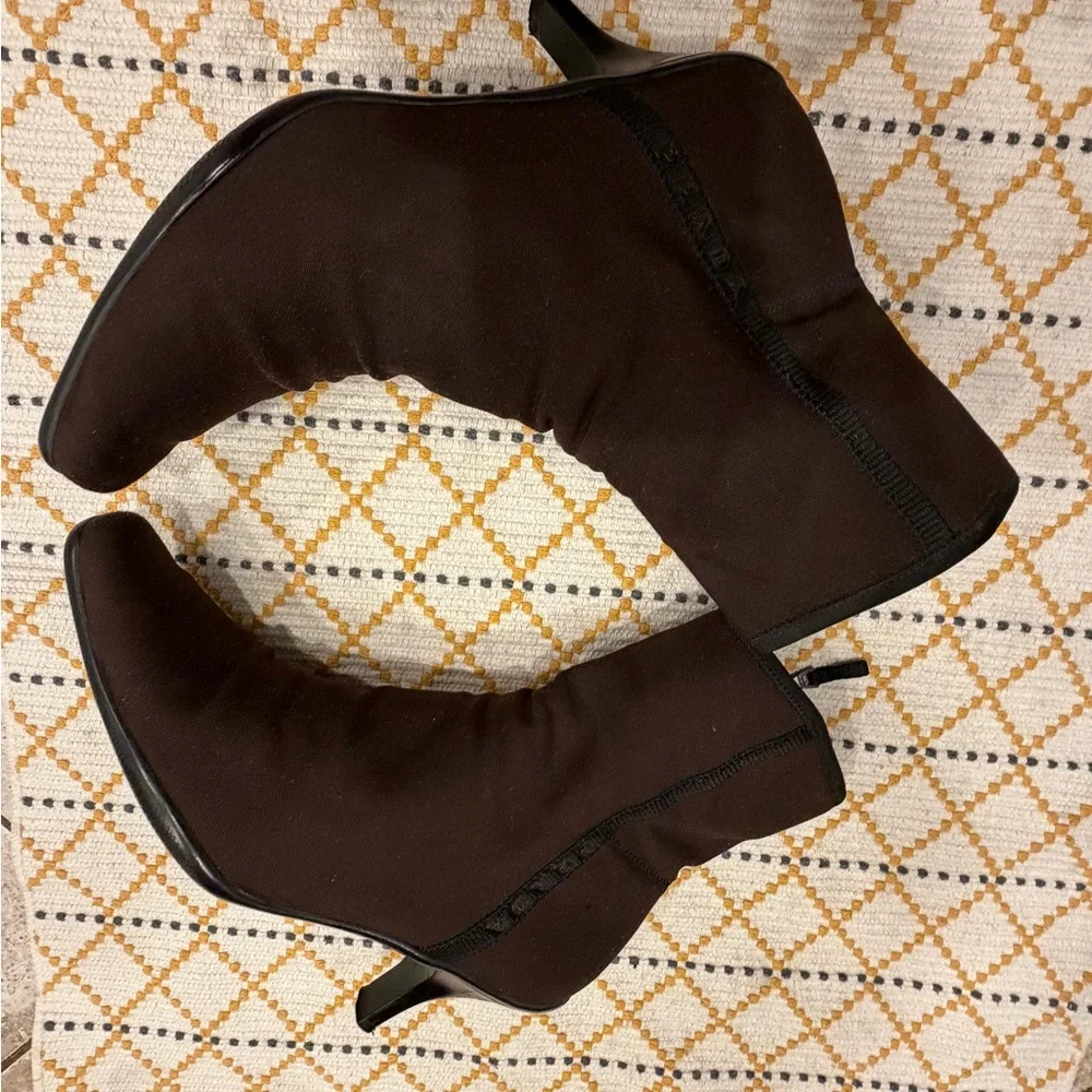 Elegant Prada  Black Women's Ankle Boots size 40/9.5 brown - Picture 9 of 11